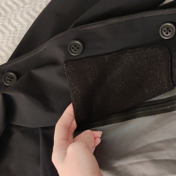 2Shirts Ago Chapter Nylon Women's Black Rain Jacket Size Sm - Picture 12 of 15